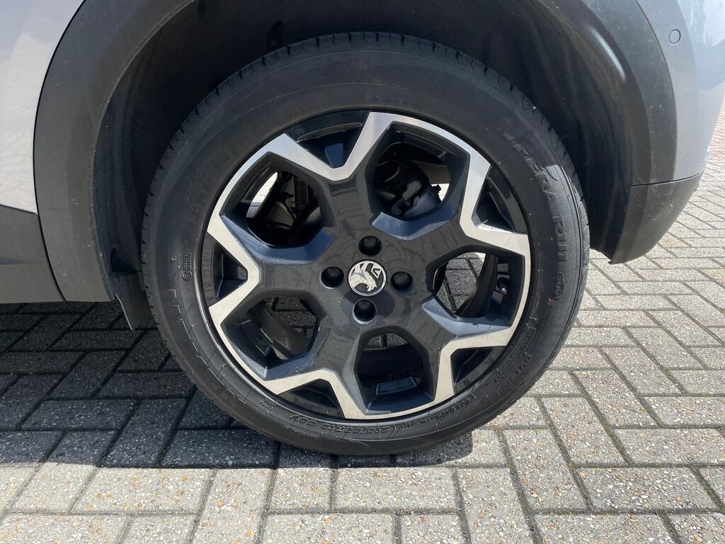 Vauxhall Mokka Sri Nav Premium Turbo Red #9