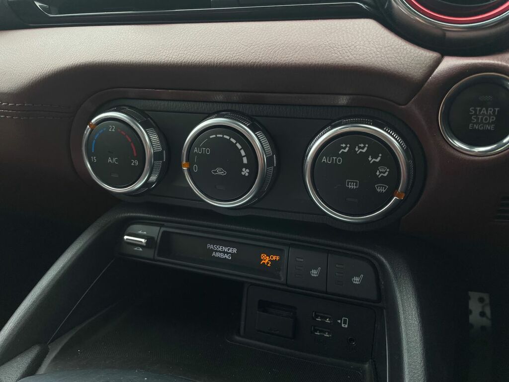 Mazda MX-5 2.0 Launch Edition Red #18