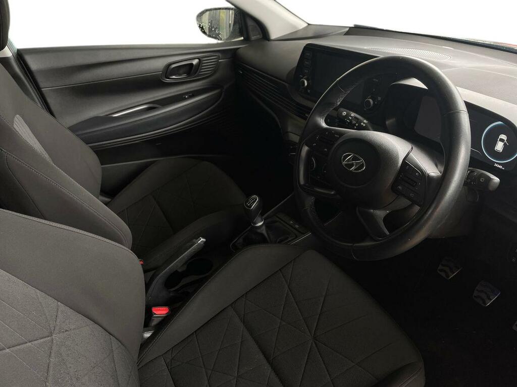 Hyundai Bayon Se Connect Black #15