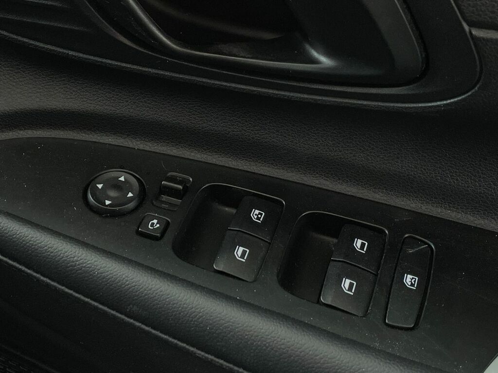 Hyundai Bayon Se Connect Black #20