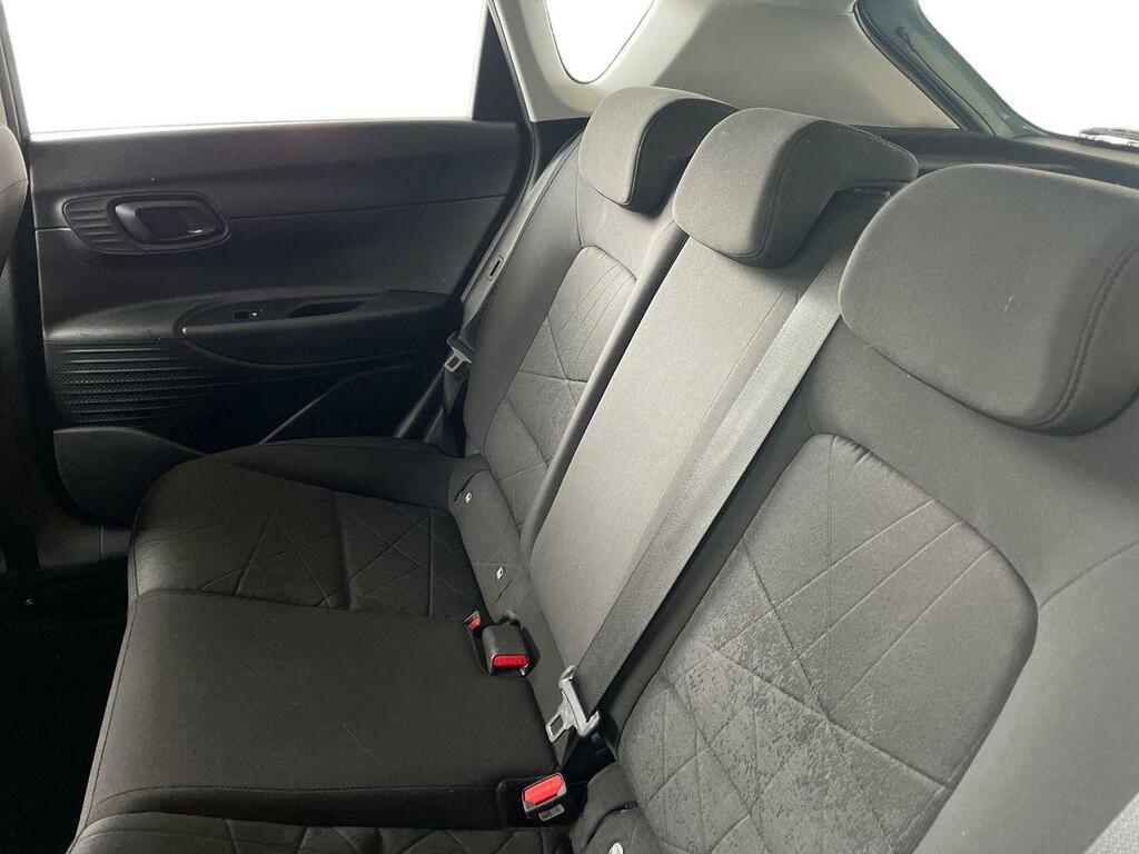 Hyundai Bayon Se Connect Black #11