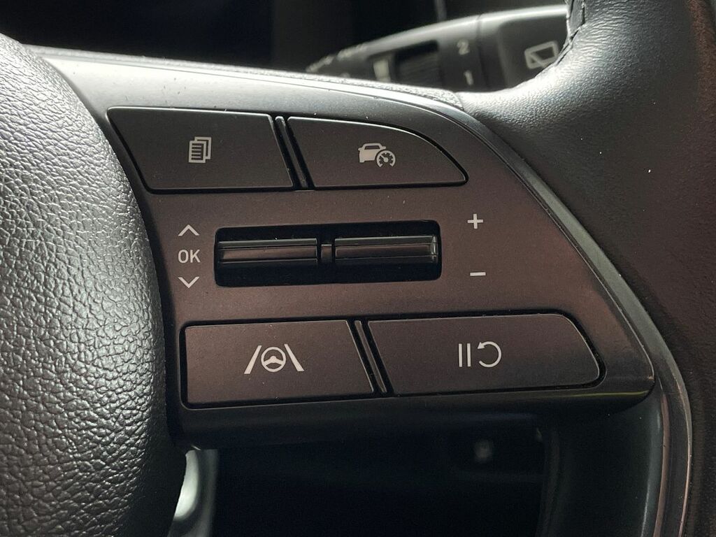 Hyundai Bayon Se Connect Black #17