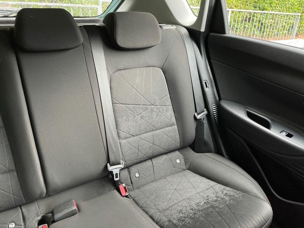 Hyundai Bayon Se Connect Black #29