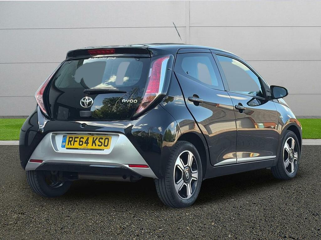 Toyota Aygo X X-pression White #7