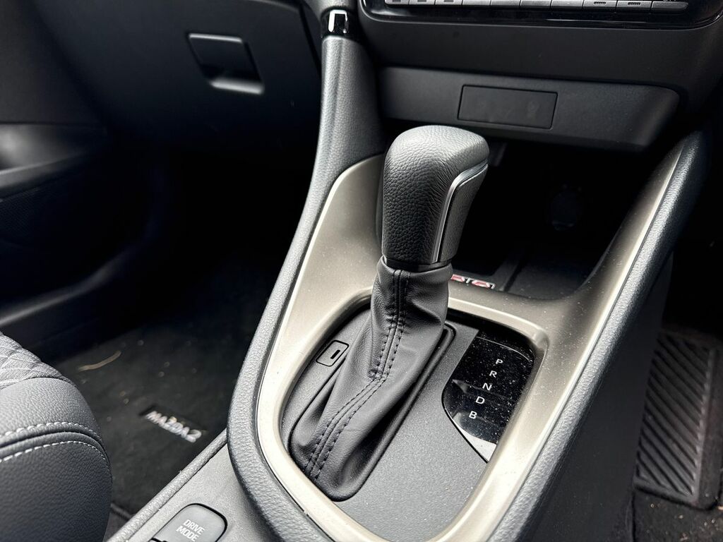 Mazda 2 1.5I Hybrid Exclusive Line Cvt Silver #19