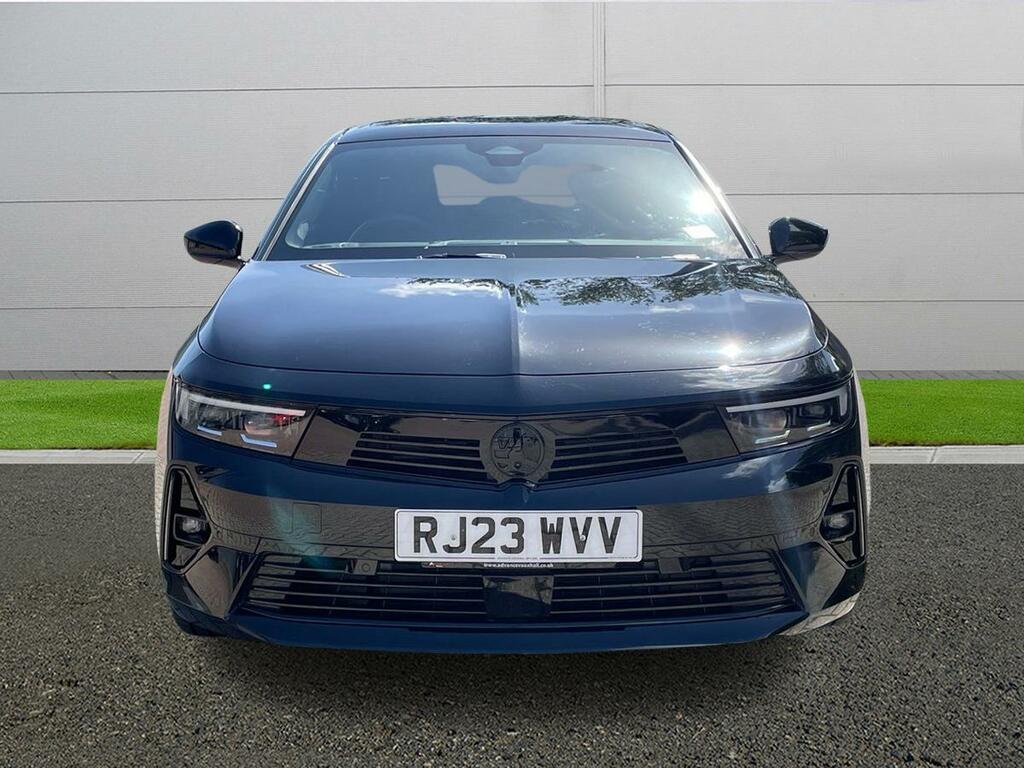Vauxhall Astra Ultimate Black #2