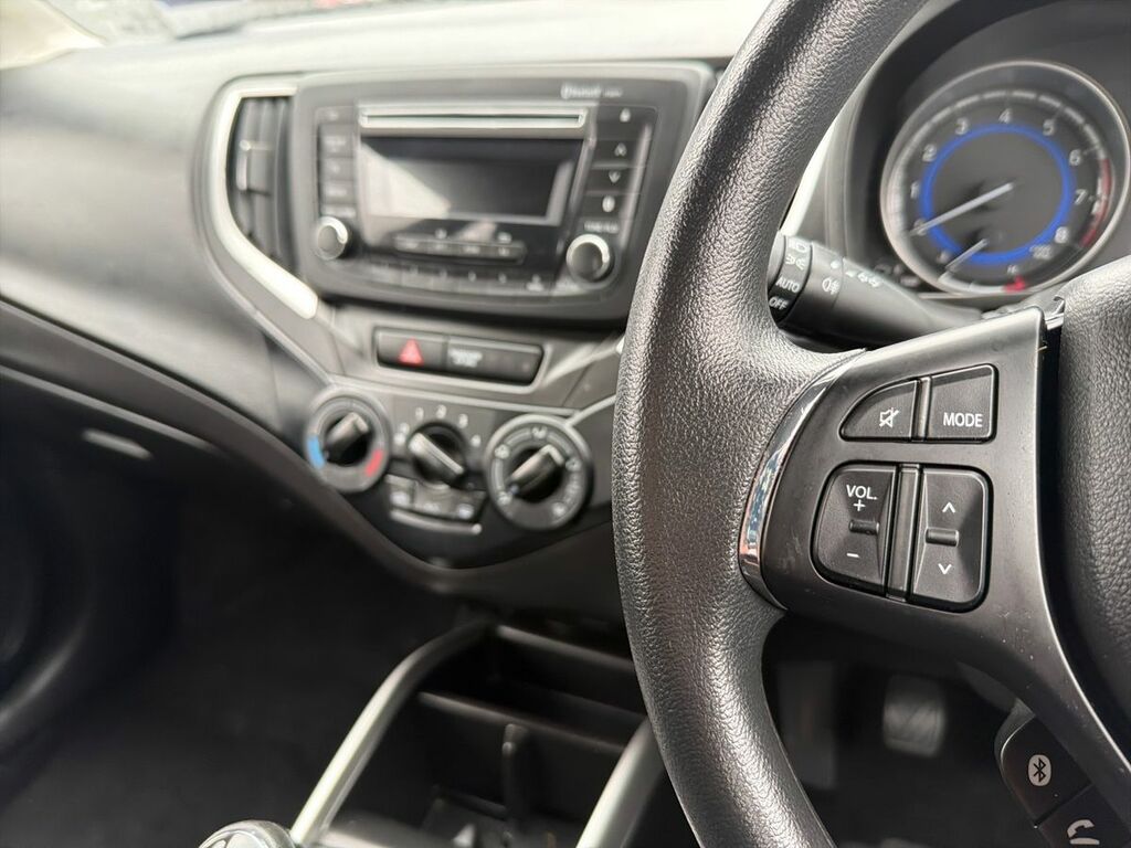 Suzuki Baleno  White #16