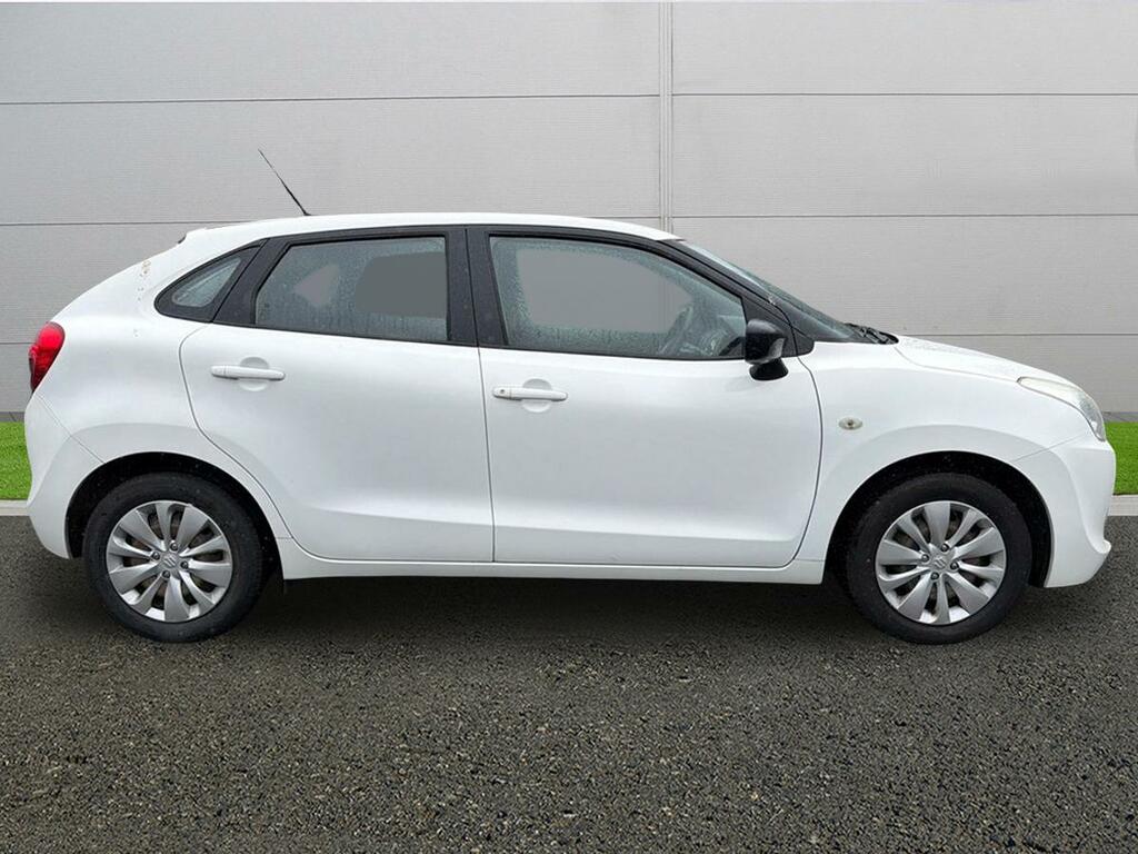 Suzuki Baleno  White #8