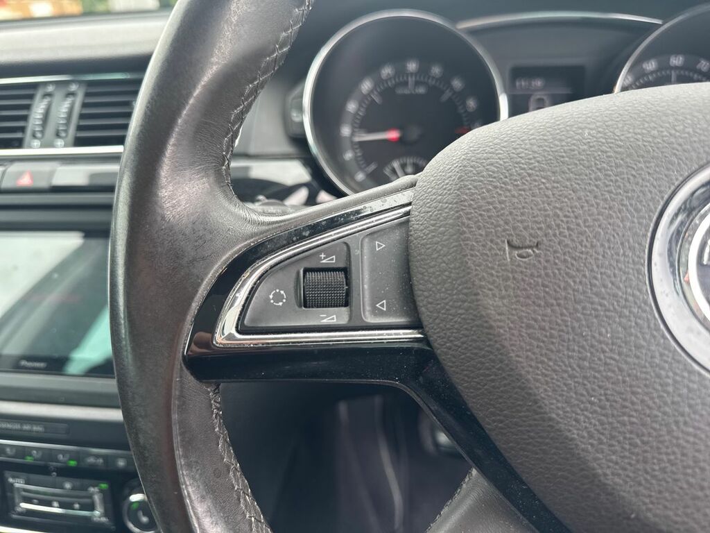 Skoda Superb Elegance Grey #16