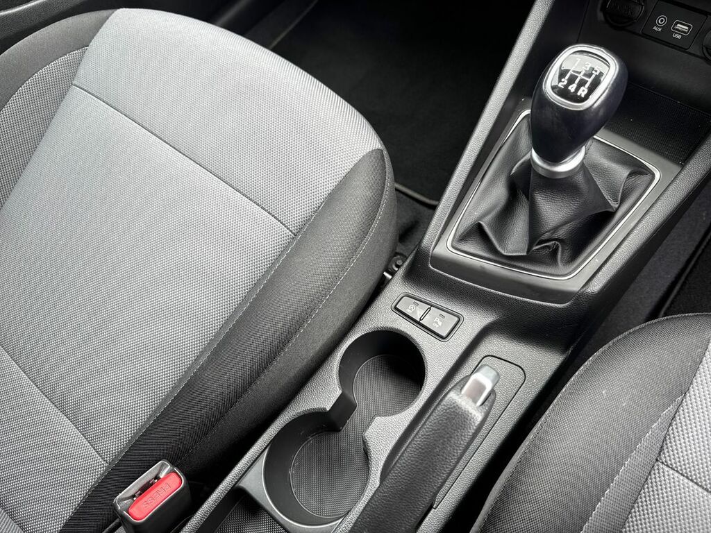 Hyundai I20 Hatchback Grey #19