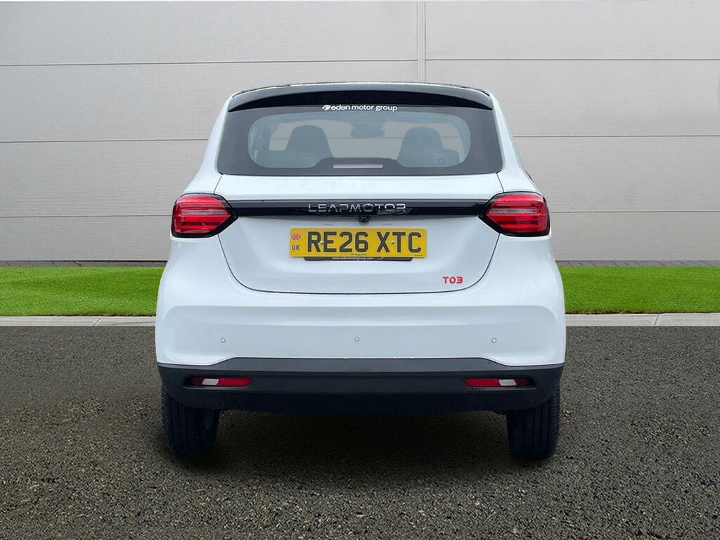Leapmotor T03 Hatchback White #6