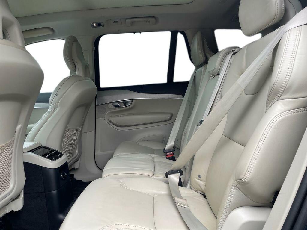 Volvo XC90 R Design Black #11