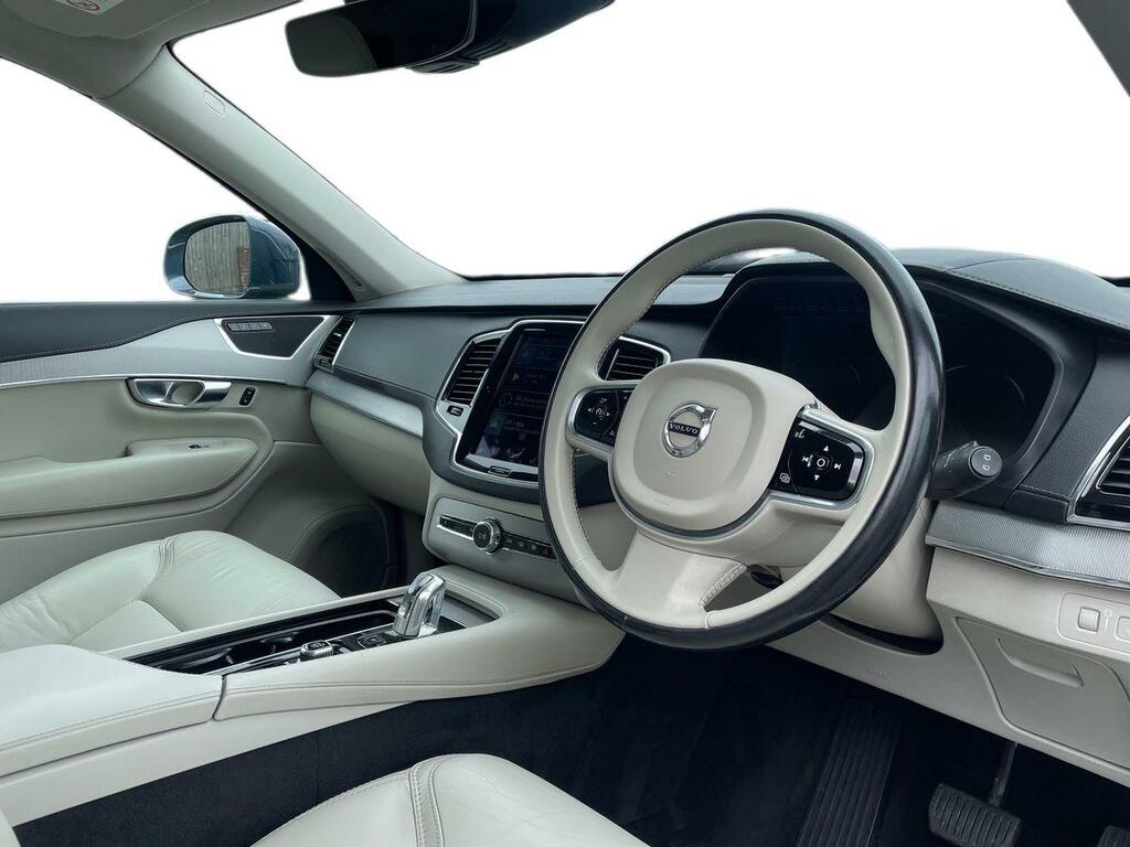 Volvo XC90 R Design Black #15