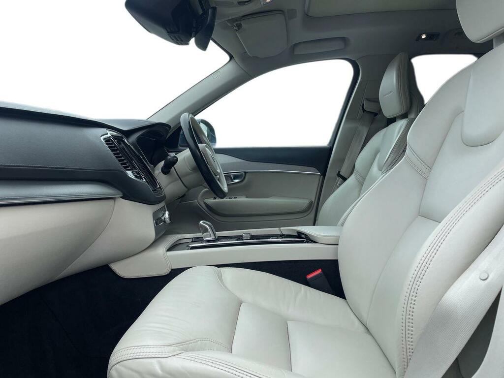 Volvo XC90 R Design Black #10