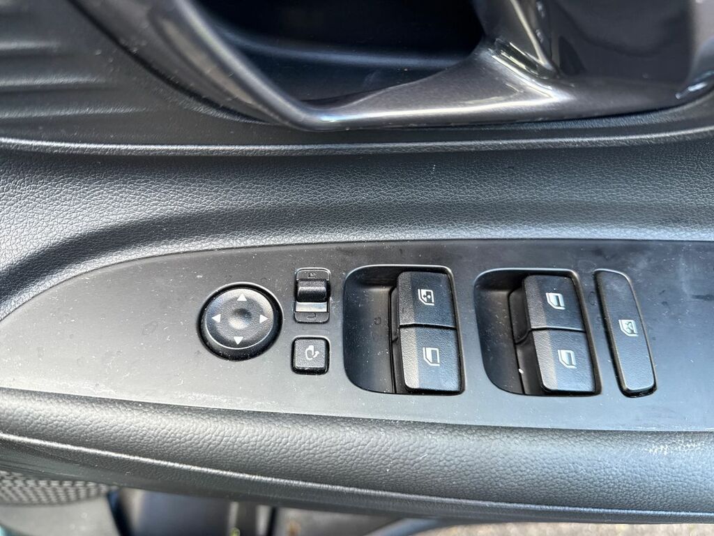 Hyundai Bayon Tech Line Blue #20