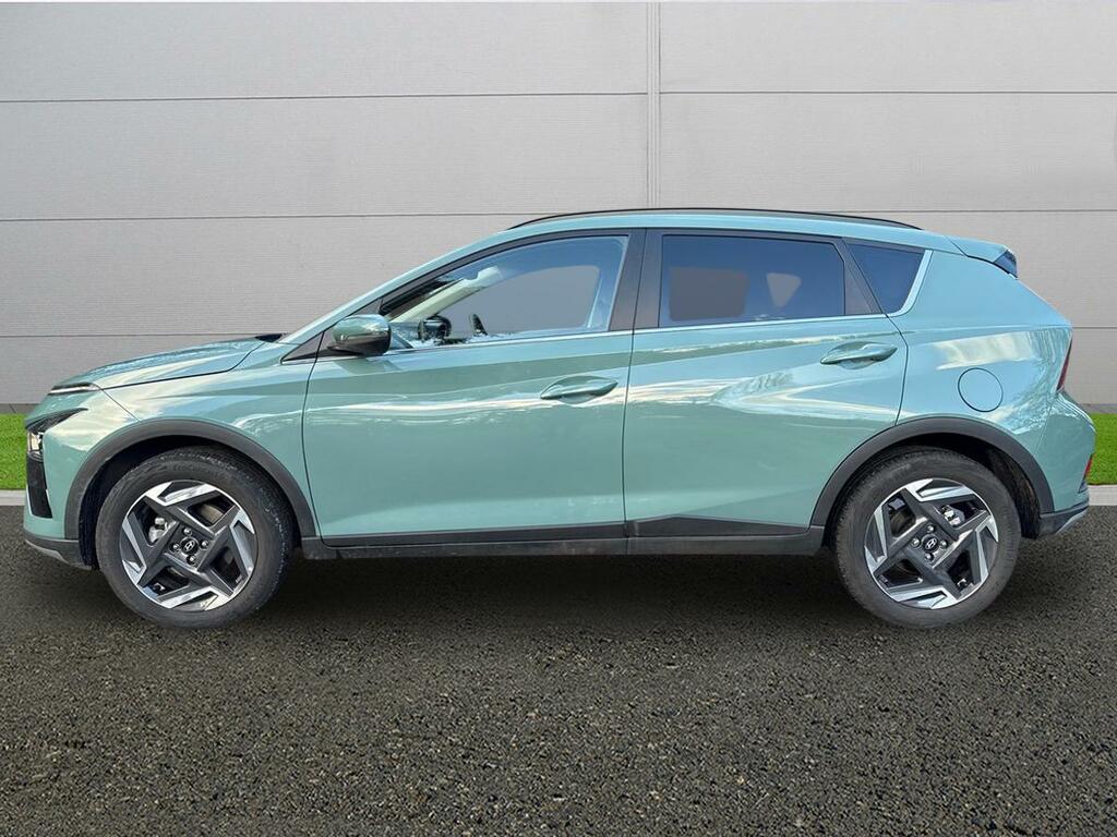 Hyundai Bayon Suv Green #4