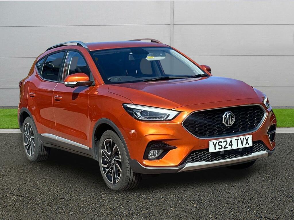 MG ZS Exclusive Orange