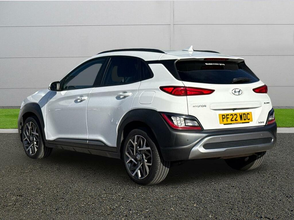 Hyundai Kona Premium White #5