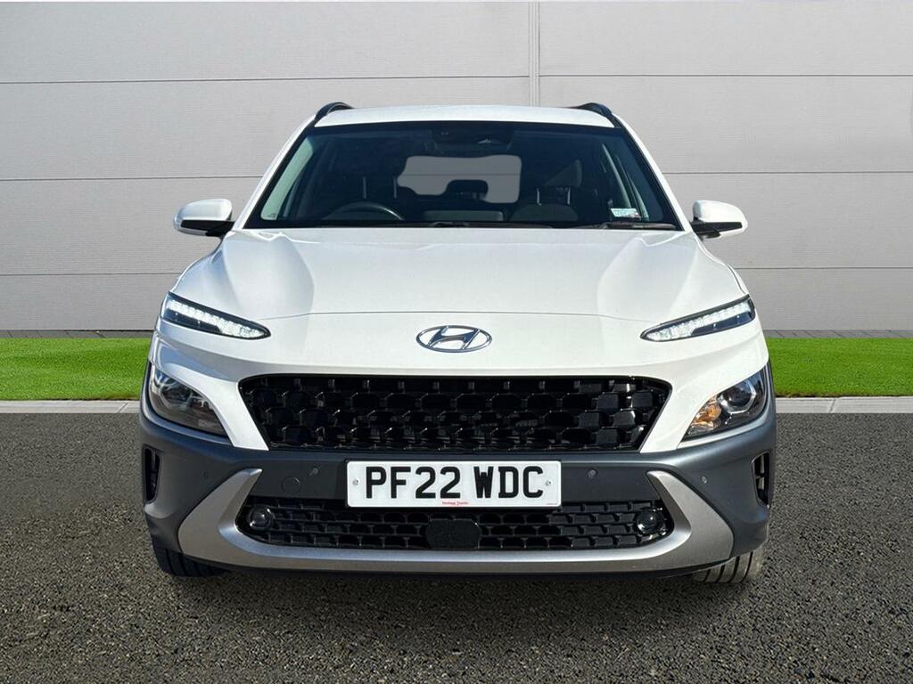 Hyundai Kona Premium White #2