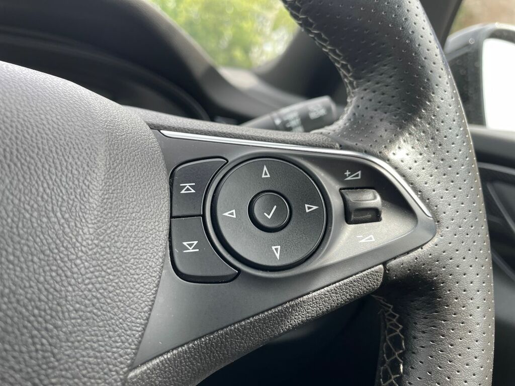 Vauxhall Insignia 1.6 Design Nav 109 Bhp Grey #17