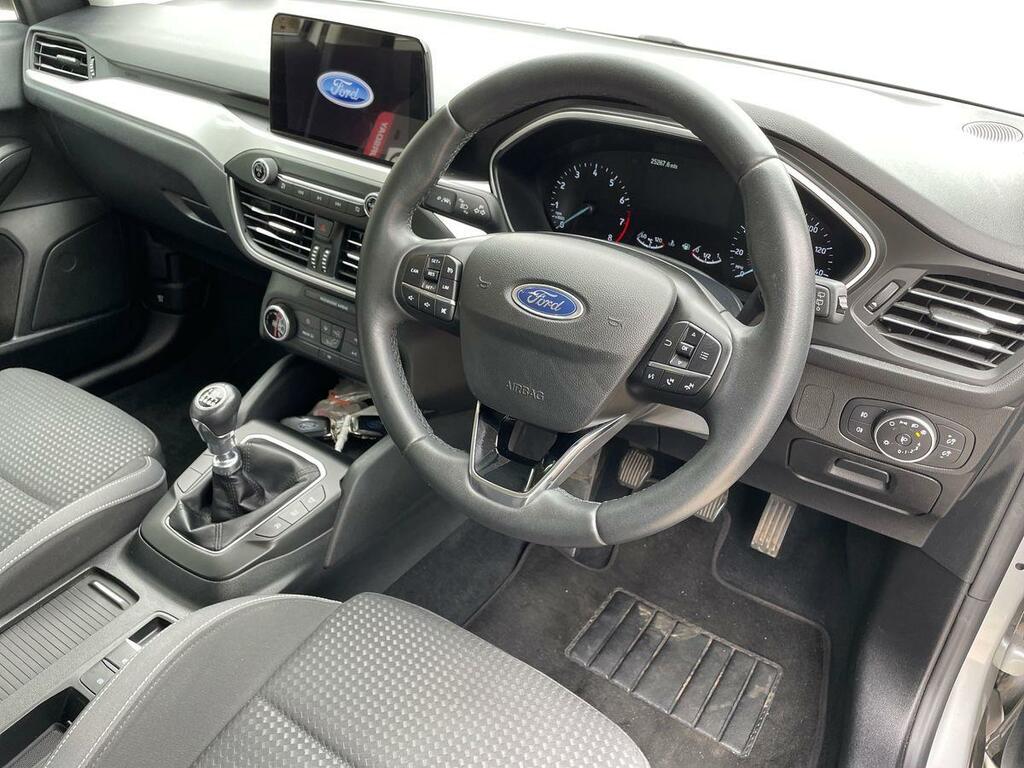 Ford Focus 1.0 L Ecoboost Titanium 6Spd 125Ps Black #15