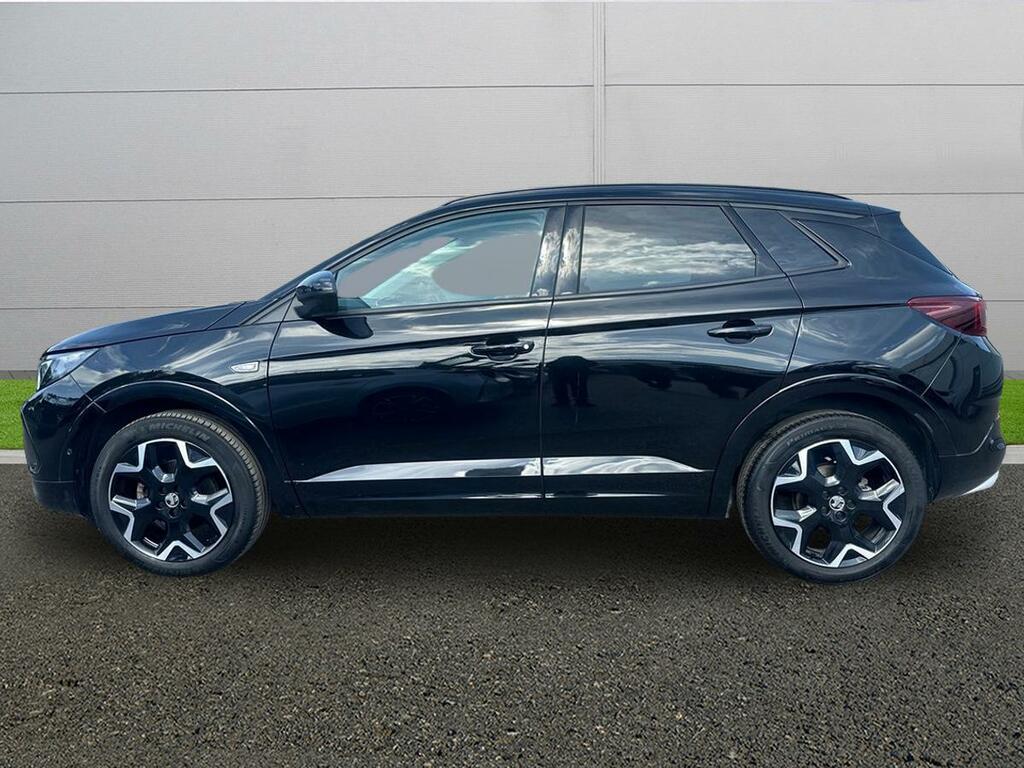 Vauxhall Grandland Ultimate Black #4