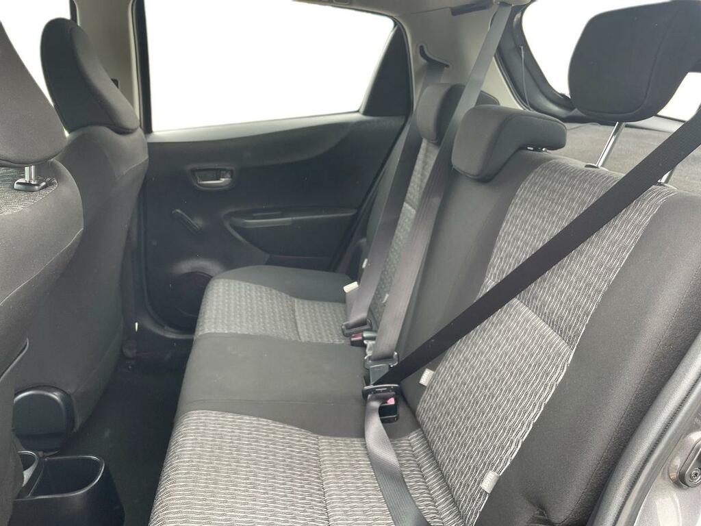 Toyota Yaris Hatchback White #11