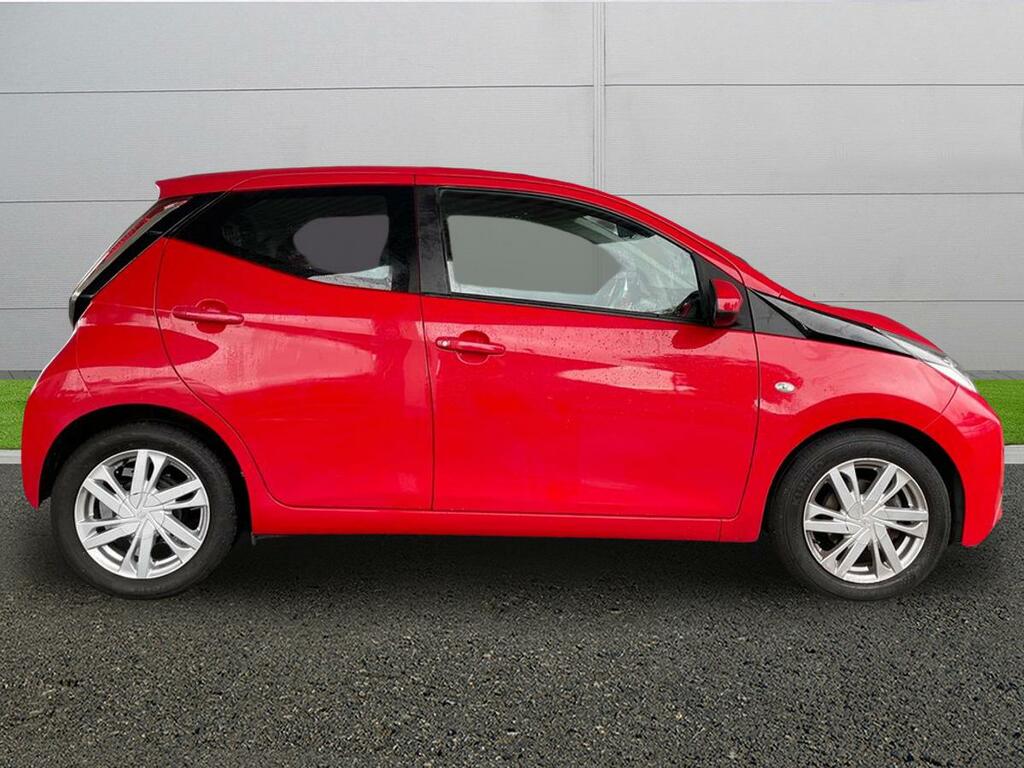 Toyota Aygo X X-cite Blue #8