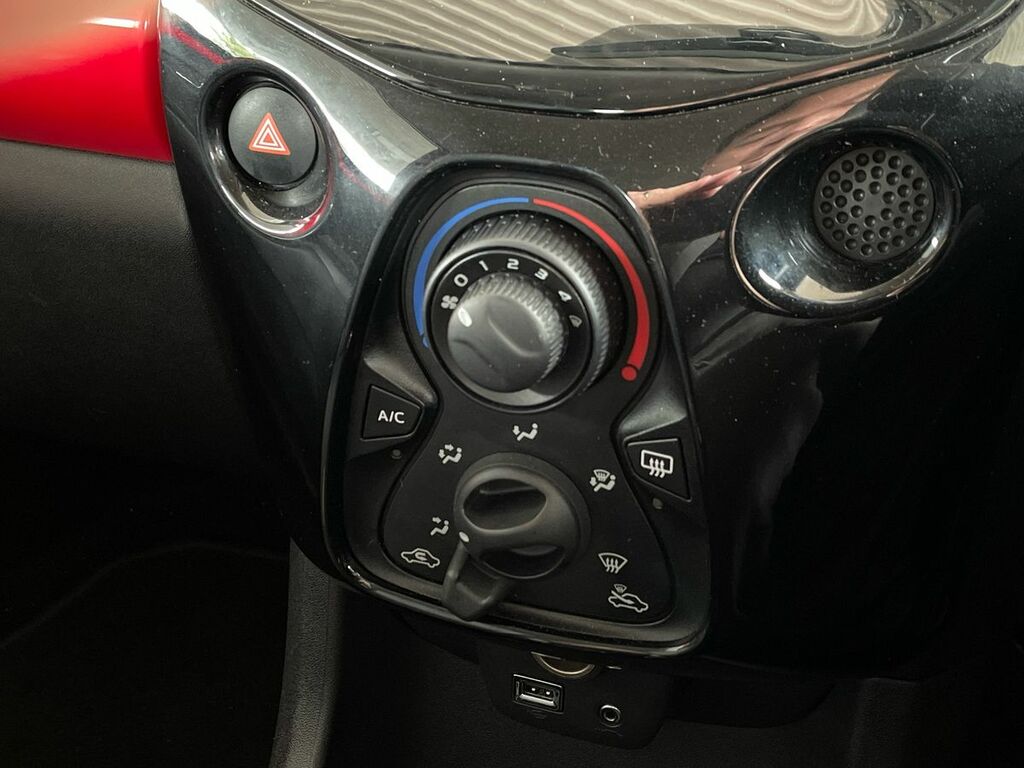 Toyota Aygo X X-cite Blue #18