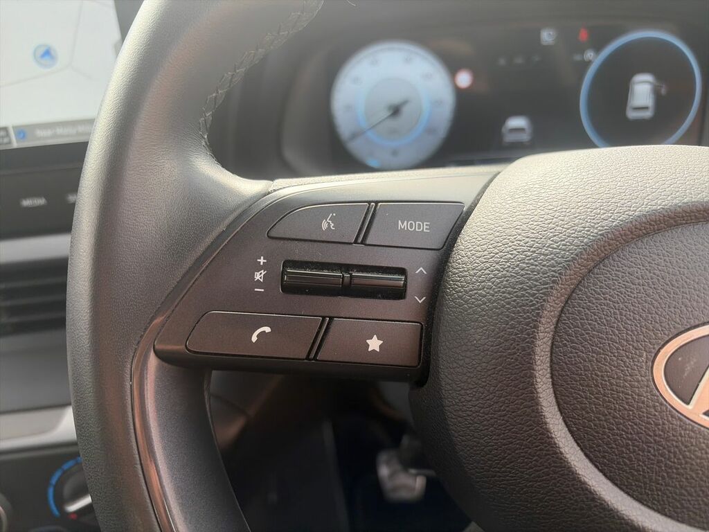 Hyundai Bayon Se Connect Green #16