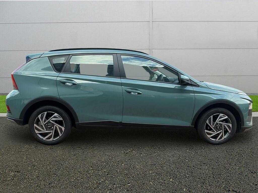 Hyundai Bayon Se Connect Green #8