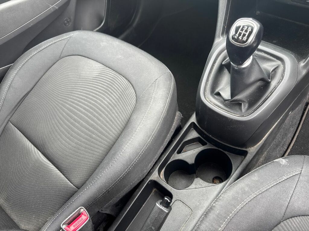 Hyundai I10 1.0 Play White #19