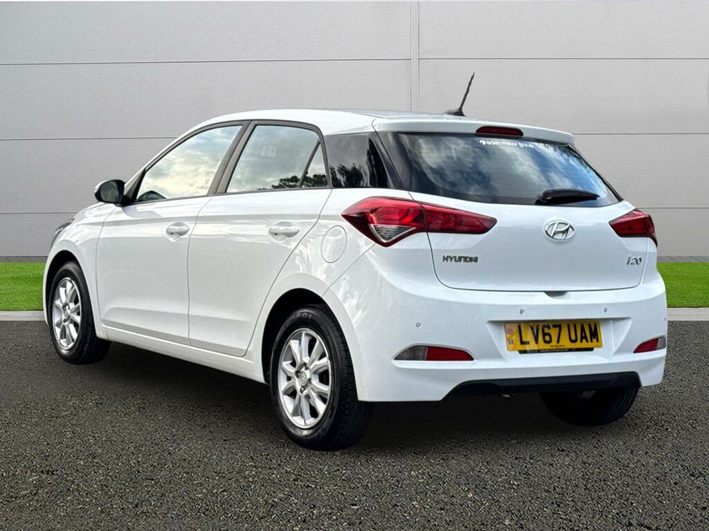Hyundai I20 Hatchback White #5