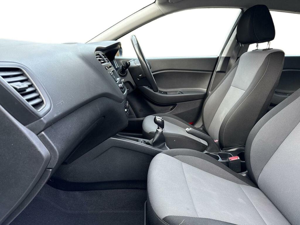 Hyundai I20 2017 1.2 Mpi Se 83 Bhp Brown #10