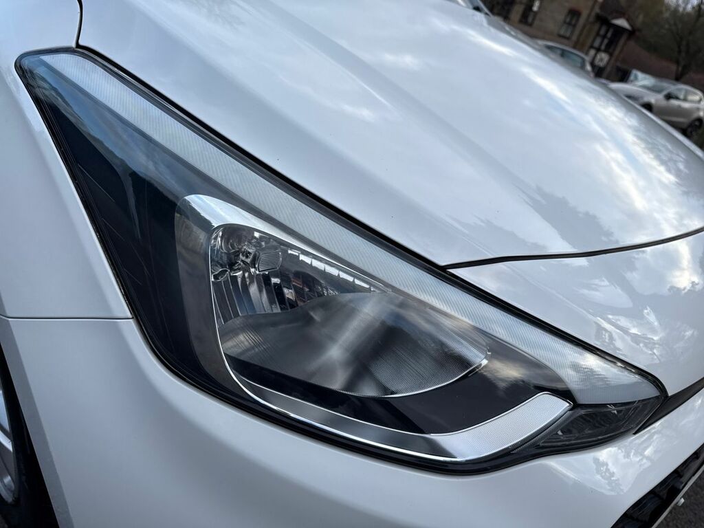 Hyundai I20 2017 1.2 Mpi Se 83 Bhp Brown #21