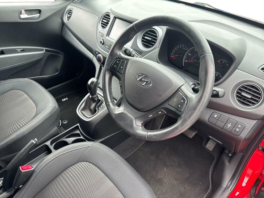 Hyundai I10 1.0 Se White #15