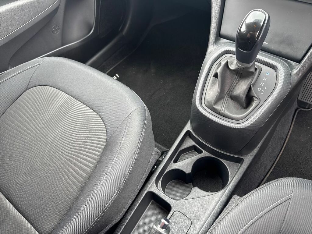 Hyundai I10 1.0 Se White #19