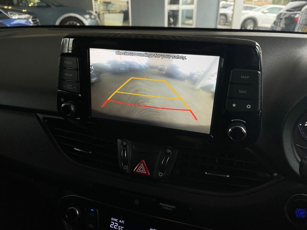Hyundai I30 1L Se Nav Blue #31