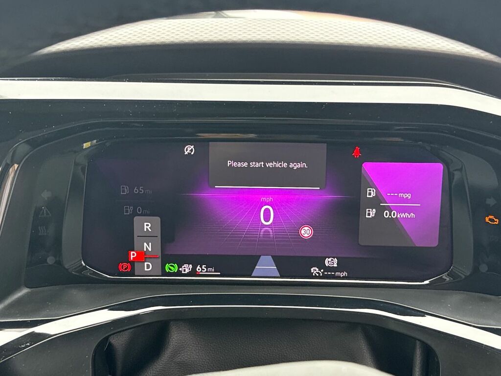 Volkswagen Multivan 1.4 Tsi 13Kwh Style Mpv Plug In Hybrid Black #14