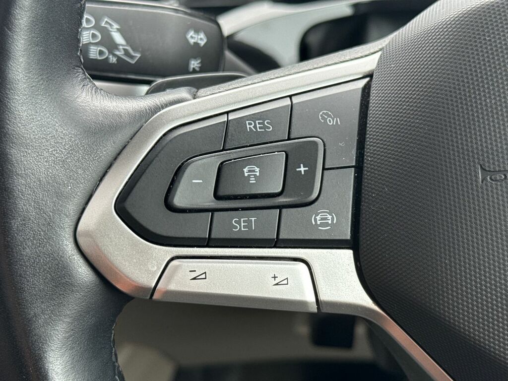 Volkswagen Multivan 1.4 Tsi 13Kwh Style Mpv Plug In Hybrid Black #16