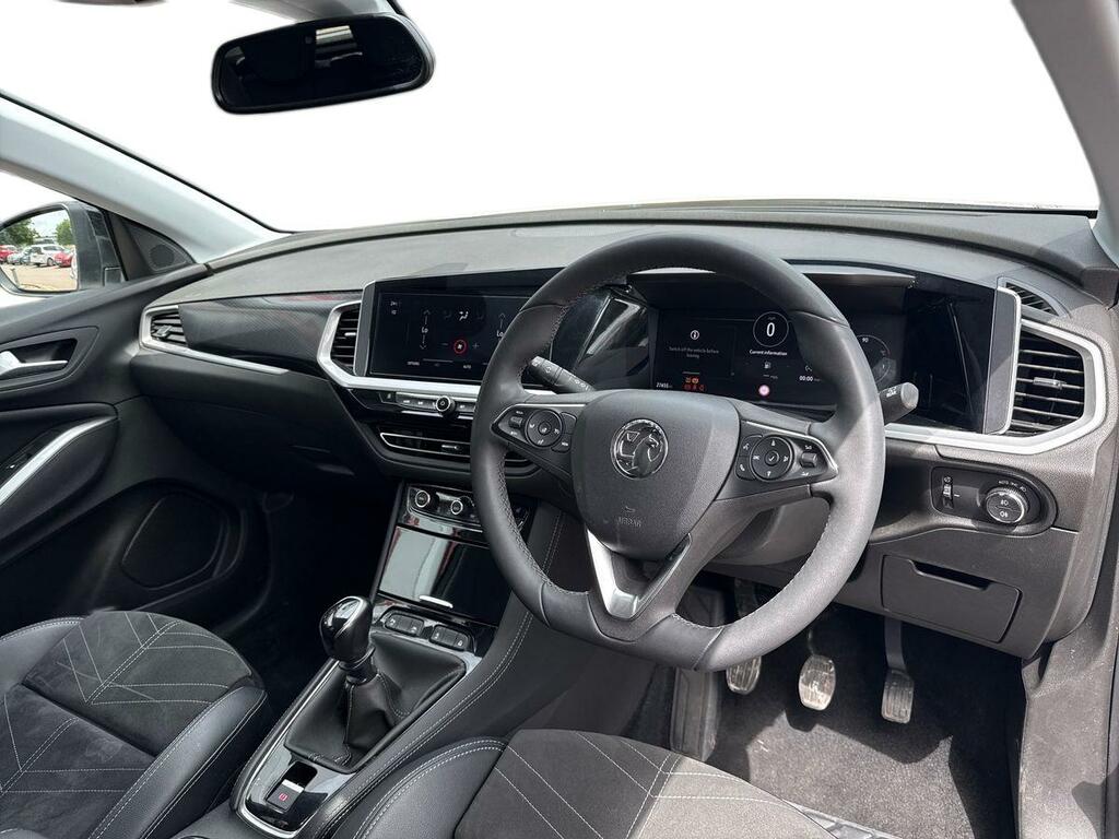 Vauxhall Grandland Ultimate Grey #15
