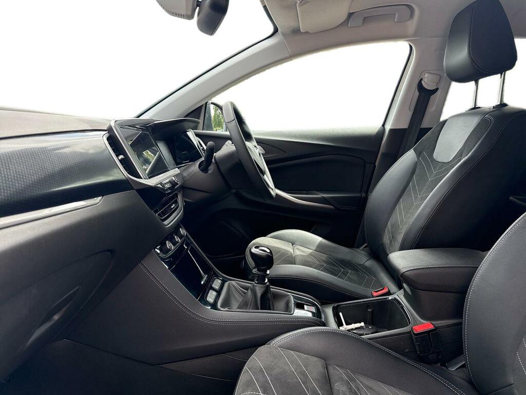 Vauxhall Grandland Ultimate Grey #10