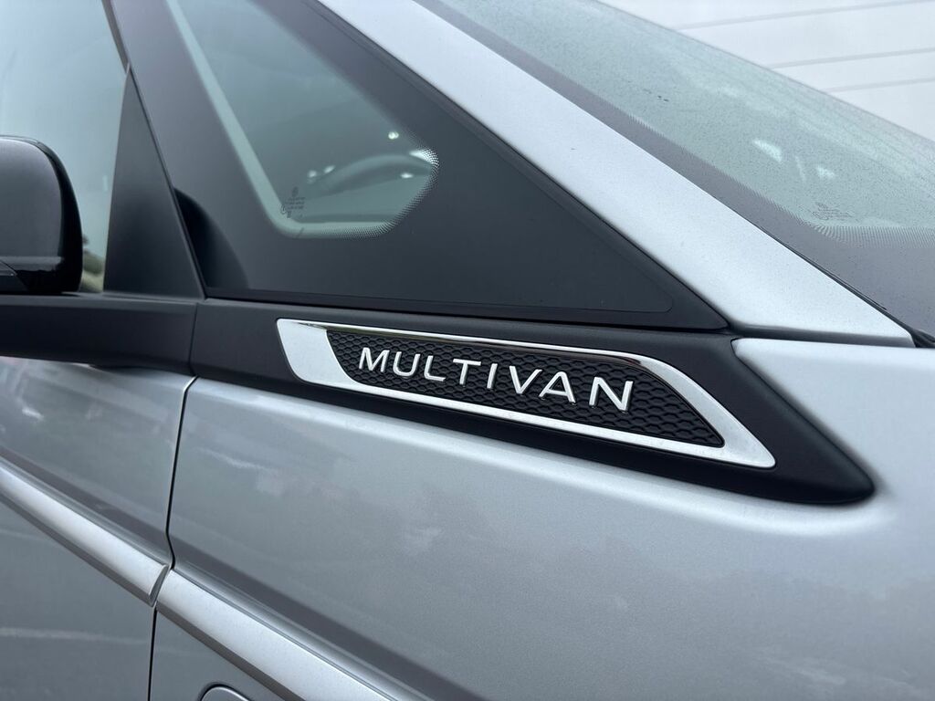 Volkswagen Multivan Life 1.4 Tsi Ehybrid 218Ps Dsg 7 Seat Black #28