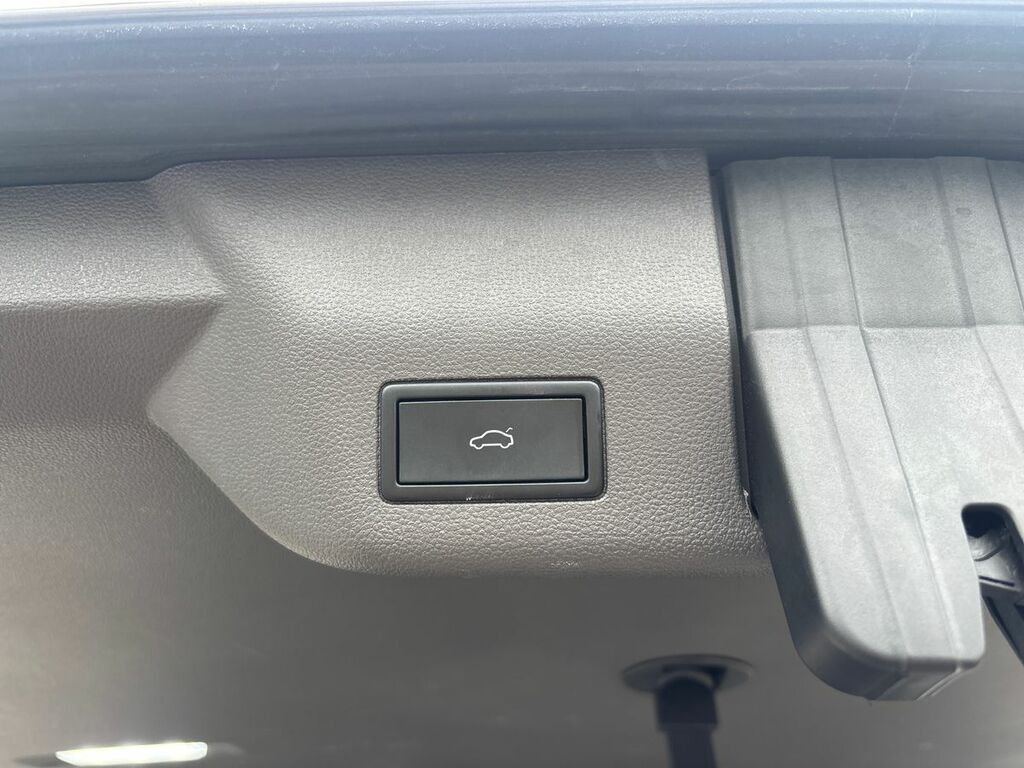 Volkswagen Multivan Life 1.4 Tsi Ehybrid 218Ps Dsg 7 Seat Black #23