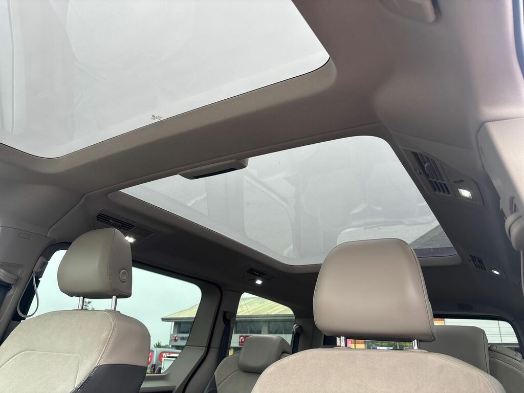 Volkswagen Multivan Life 1.4 Tsi Ehybrid 218Ps Dsg 7 Seat Black #27