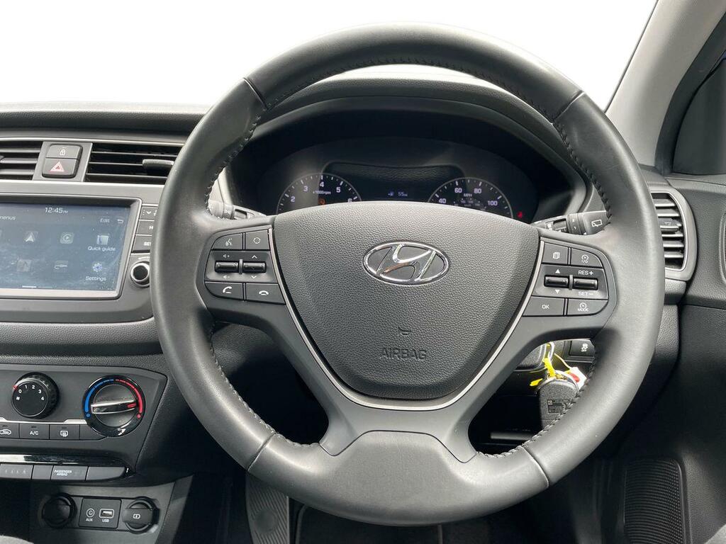 Hyundai I20 1.2 Mpi Se 83 Bhp Grey #15