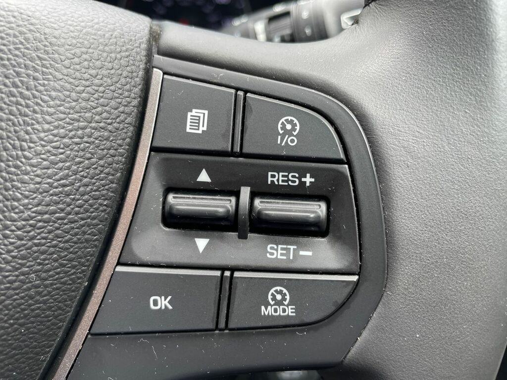 Hyundai I20 1.2 Mpi Se 83 Bhp Grey #17