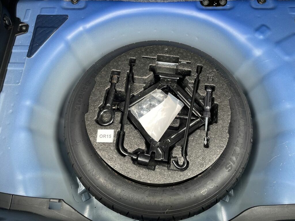 Hyundai I20 1.2 Mpi Se 83 Bhp Grey #24