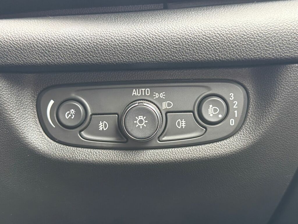 Vauxhall Insignia Insignia Sri Vx-line Nav T Silver #29