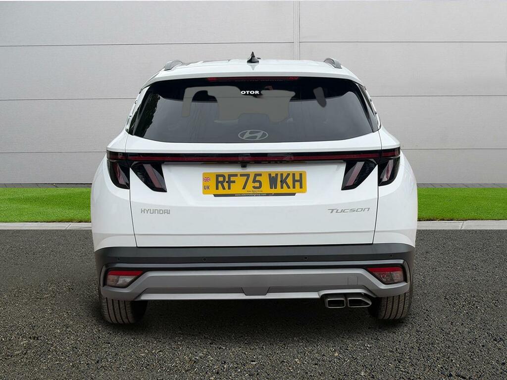 Hyundai Tucson Suv White #6